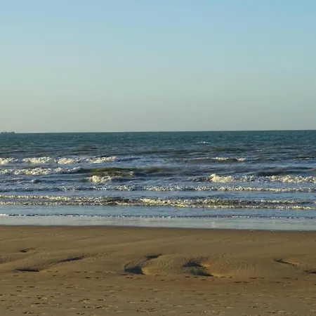 Apartment In Nieuwpoort Near The Beach, Cleaning Included *